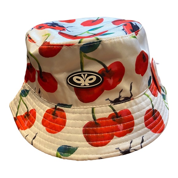 Zumiez Accessories Petal And Peacocks Cherry Ladybug Red White